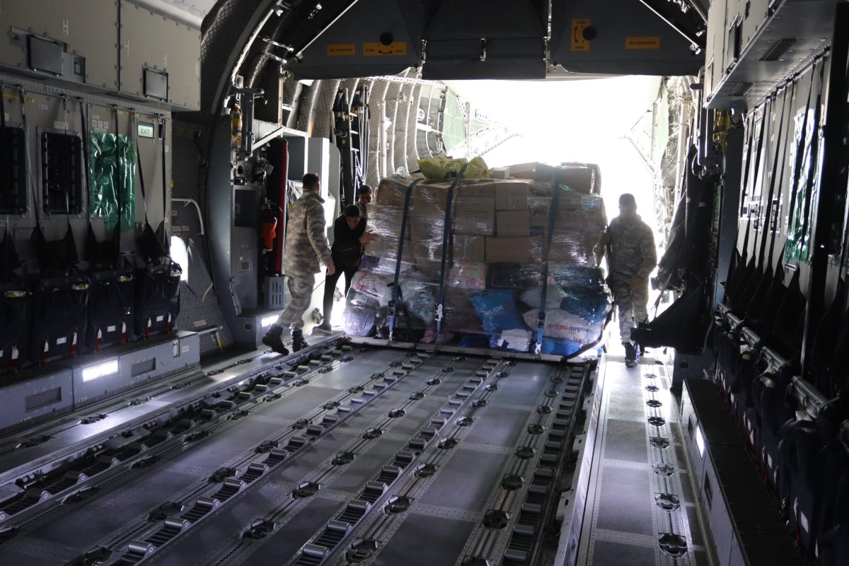 Muğla’dan İnsani Yardımlar Uçakla Deprem Bölgesine Gönderildi