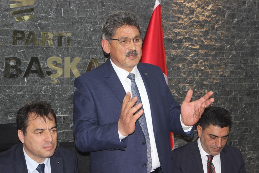 AK Parti’de Tamer Topal Aday Adaylığını Açıkladı