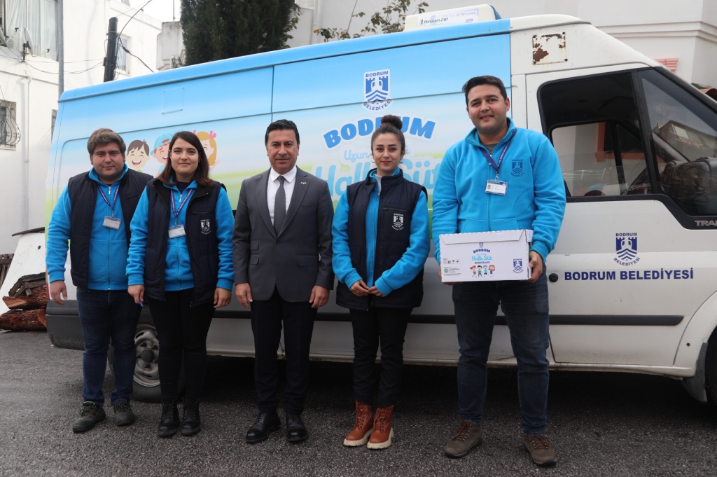 Bodrum’da Halk Süt Projesi Devam Ediyor