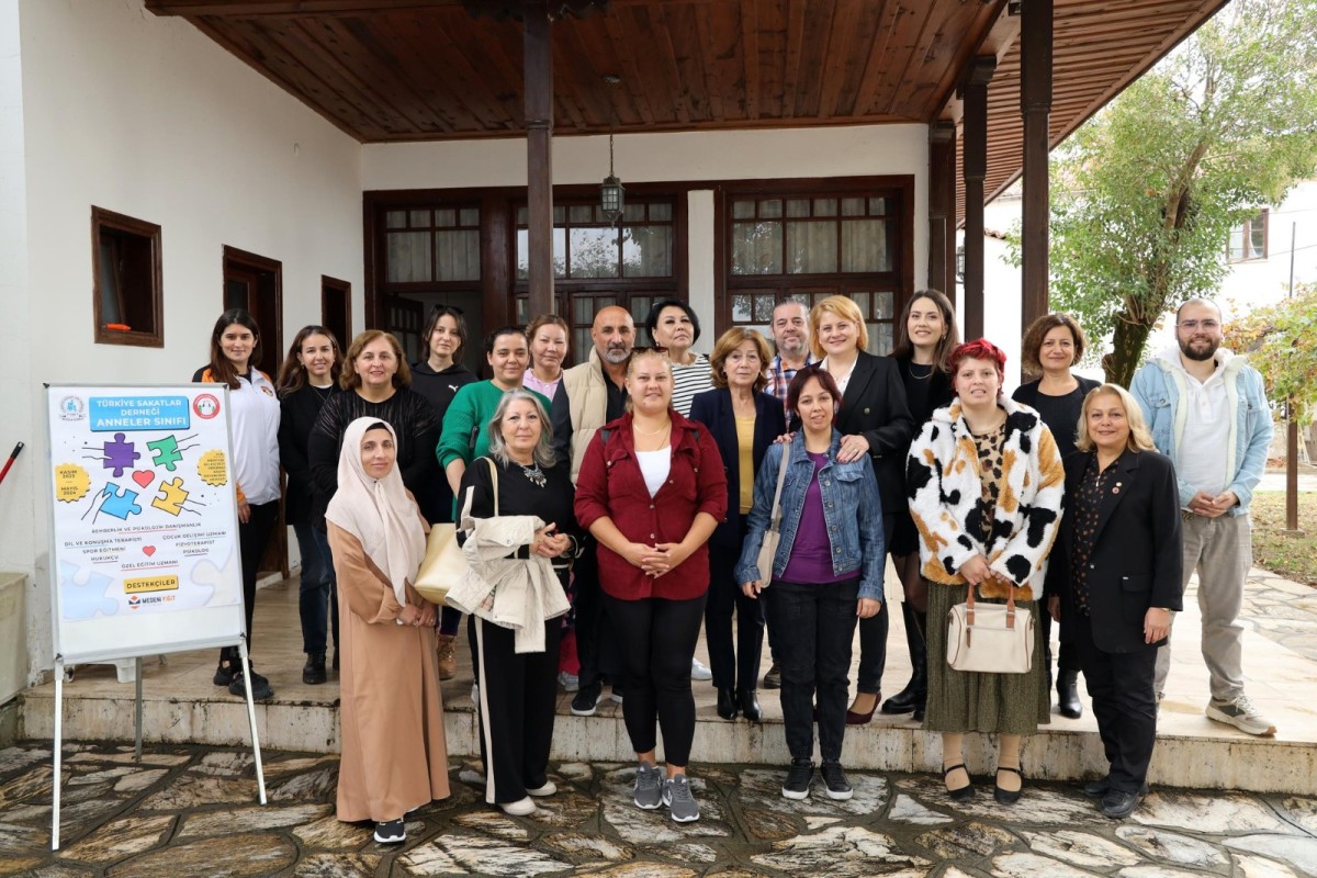 Türkiye Sakatlar Derneği Anneler Sınıfı Açıldı