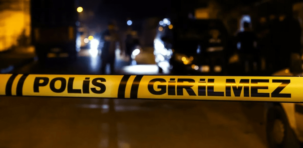 İki Grup Arasında Çıkan Kavgada 16 Yaşındaki Genç Bıçaklandı