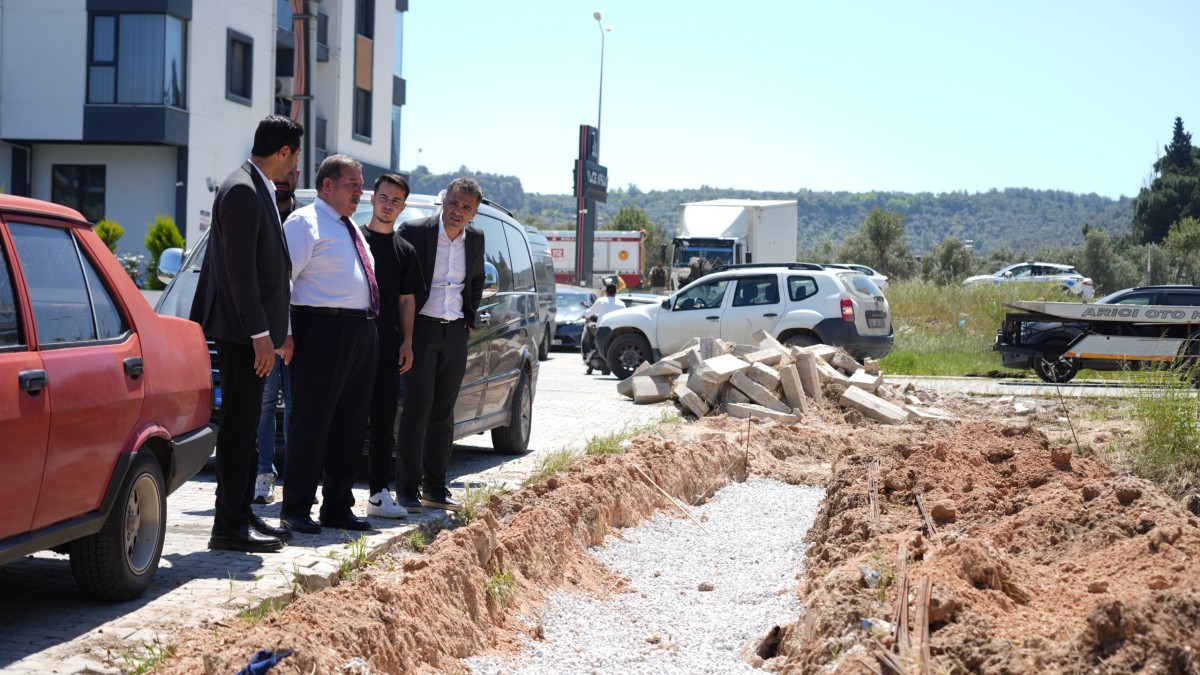MİLAS BELEDİYE BAŞKANI FEVZİ TOPUZ DEVAM EDEN ÇALIŞMALARI YERİNDE İNCELEDİ