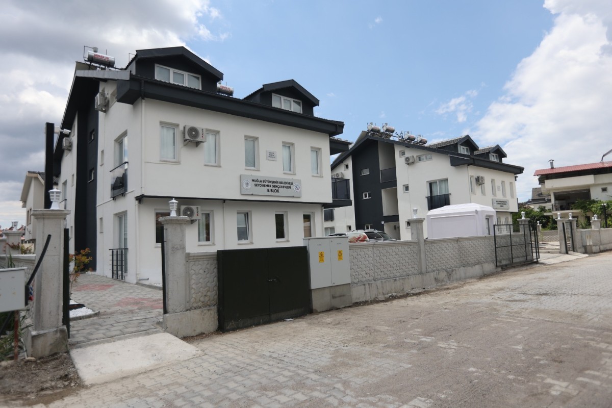 “Başkan Aras: Yeni Evinize Hoş Geldiniz”