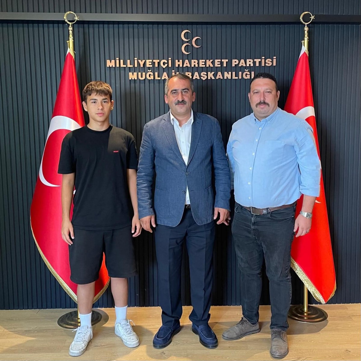“Emrah Oltulu, Kiriş Ailesini İl Başkanlığında Ağırladı”