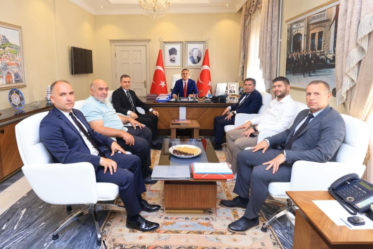 Muğla’da Kan Bağışı ve Kızılay Çalışmaları Valilikte Değerlendirildi
