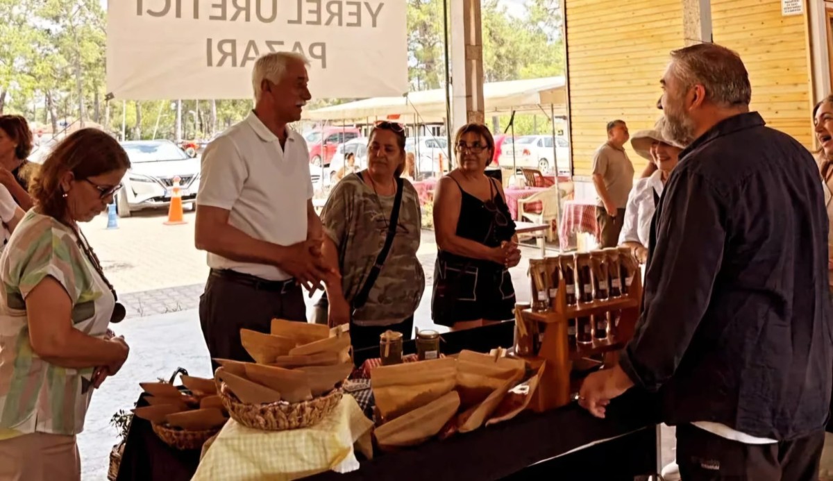Ula’da Slow Food Gökova Yerel Üretici Pazarı Yoğun İlgi Gördü