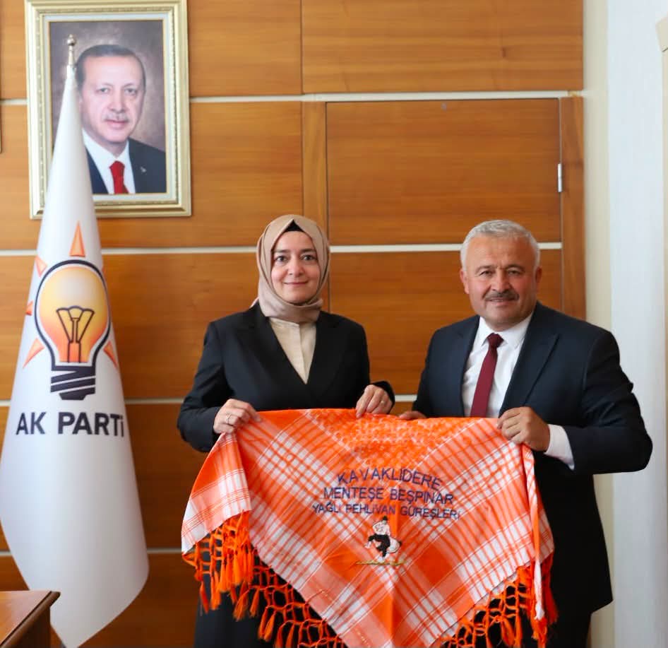 Kavaklıdere Belediye Başkanı Mehmet Demir’den Fatma Betül Sayan Kaya’ya Güreş Daveti